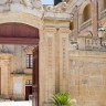 Средневековая Мдина и отдых в The Xara Palace Relais & Chateaux.